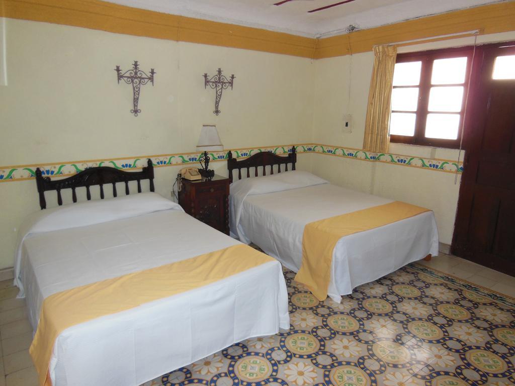 Hotel Posada Toledo & Galeria Merida Room photo