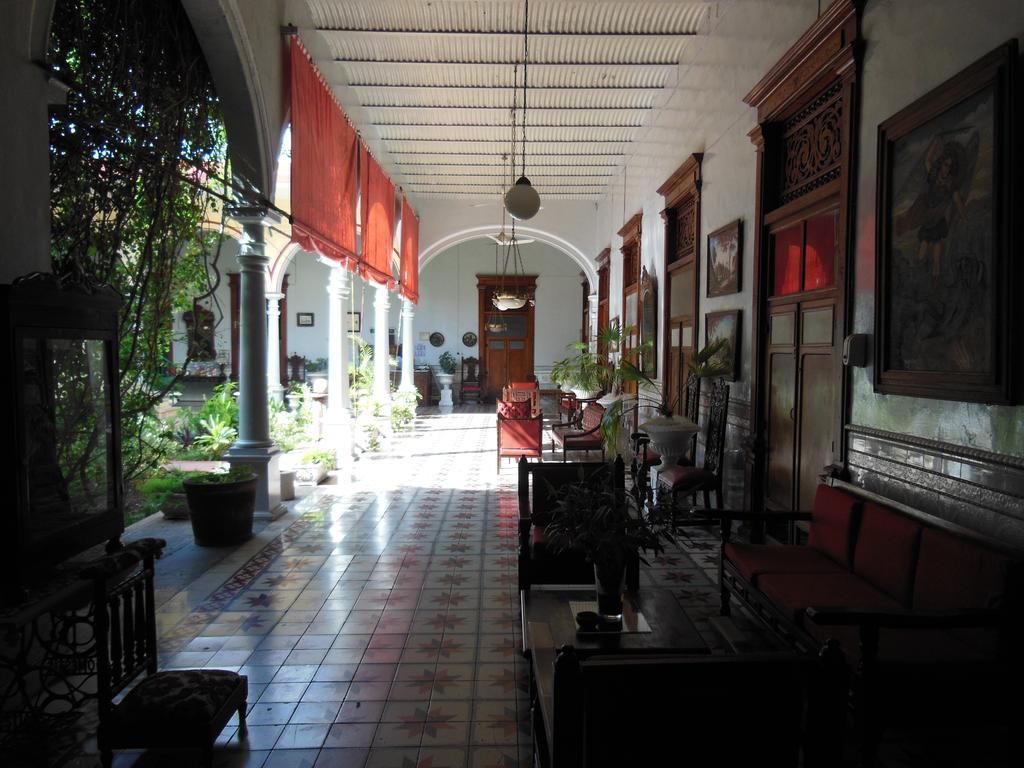 Hotel Posada Toledo & Galeria Merida Exterior photo