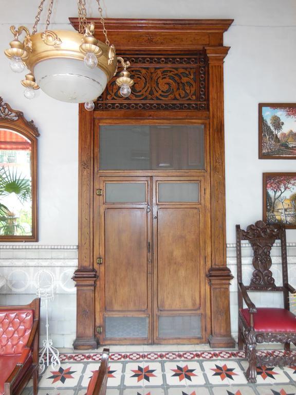Hotel Posada Toledo & Galeria Merida Exterior photo